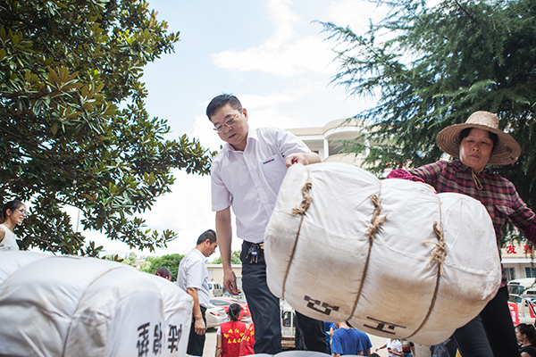 无人机装备驰援抗洪救灾，，，，，，，，守卫家园z6com·尊龙(中国)时凯集团在行动