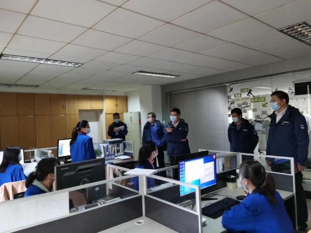 疫情未过，，，，，，，岂可松懈？？？？？总司理带队检查防疫事情