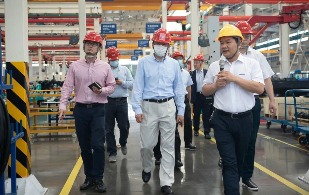 中国金茂高级副总裁张辉率团考察z6com·尊龙(中国)时凯集团智能