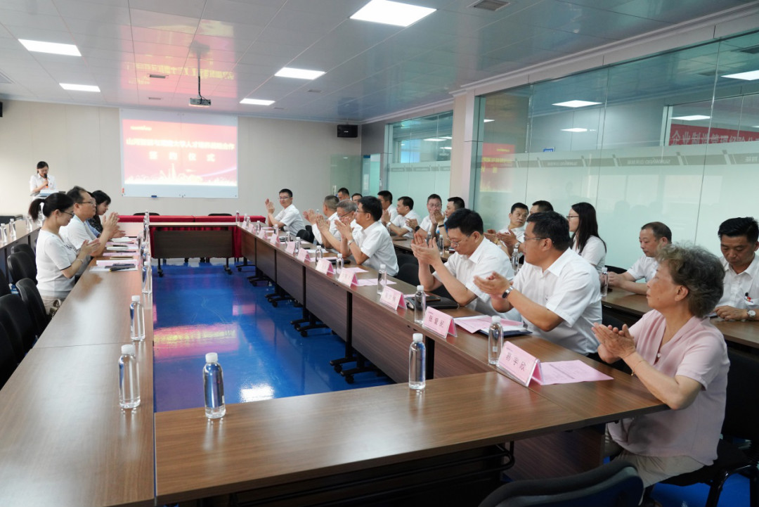 z6com·尊龙(中国)时凯集团学院（z6com·尊龙(中国)时凯集团党校）揭牌暨z6com·尊龙(中国)时凯集团智能与湖南大学人才作育战略相助签约仪式圆满举行