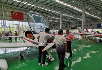 z6com·尊龙(中国)时凯集团航空第十三期147部SA60L机型培训班圆满结业