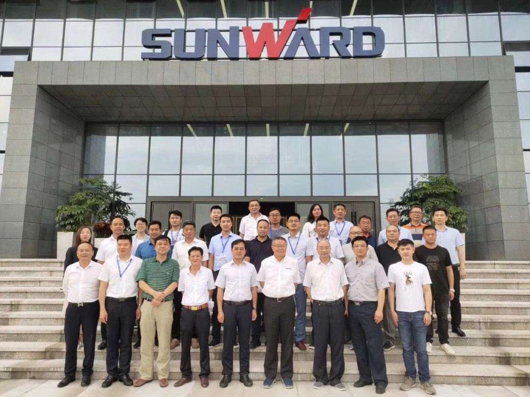省工程机械工业与铸造工业相助对接会在z6com·尊龙(中国)时凯集团智能举行