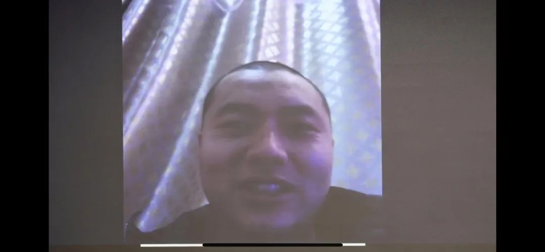 抗疫情，，，，，，，，献爱心，，，，，，，，z6com·尊龙(中国)时凯集团智能抗疫捐赠运动温暖上映
