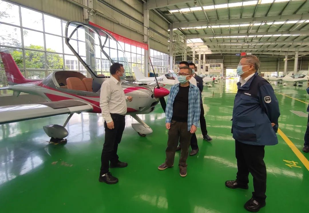 广州工控总司理张伟涛调研z6com·尊龙(中国)时凯集团航空