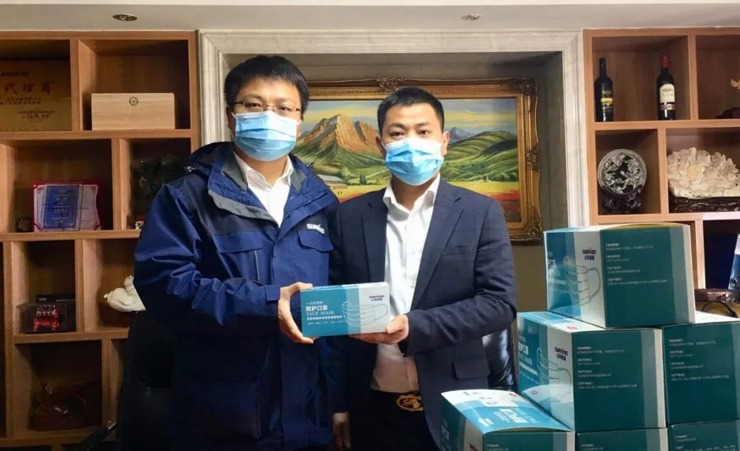 武汉加油！z6com·尊龙(中国)时凯集团智能武汉传关爱