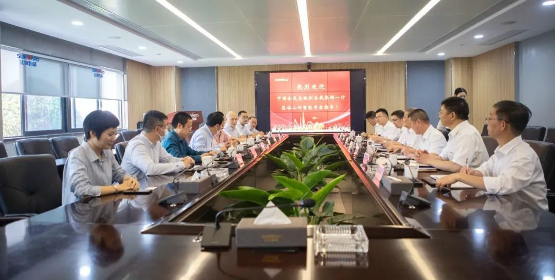 中国金茂高级副总裁张辉率团考察z6com·尊龙(中国)时凯集团智能