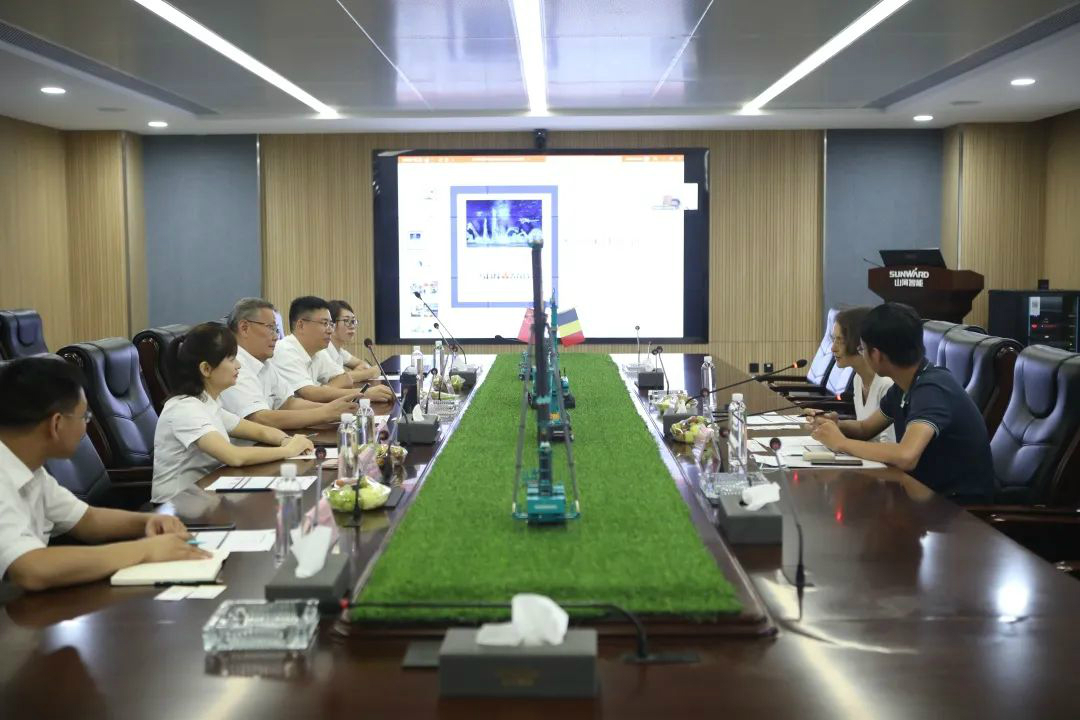 比利时商务领事到访z6com·尊龙(中国)时凯集团智能