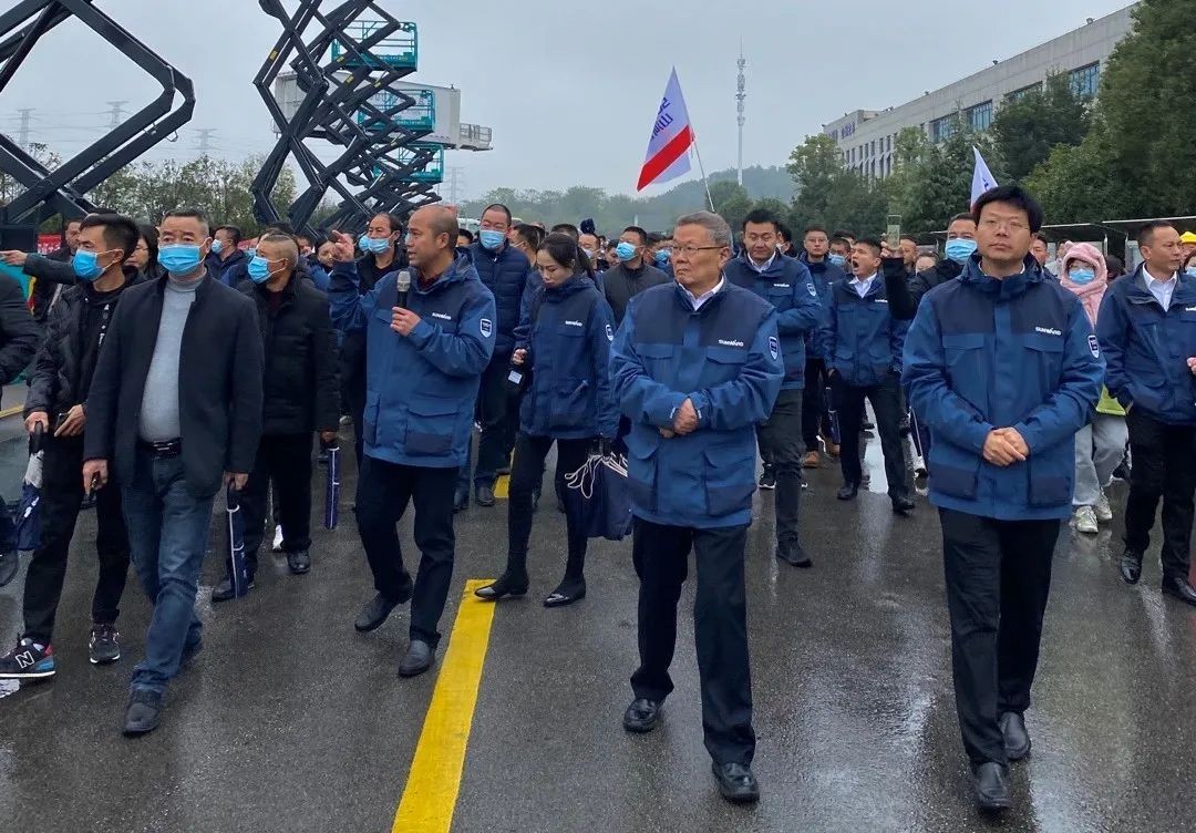 守正立异拓z6com·尊龙(中国)时凯集团 z6com·尊龙(中国)时凯集团智能闪灼2020上海宝马展