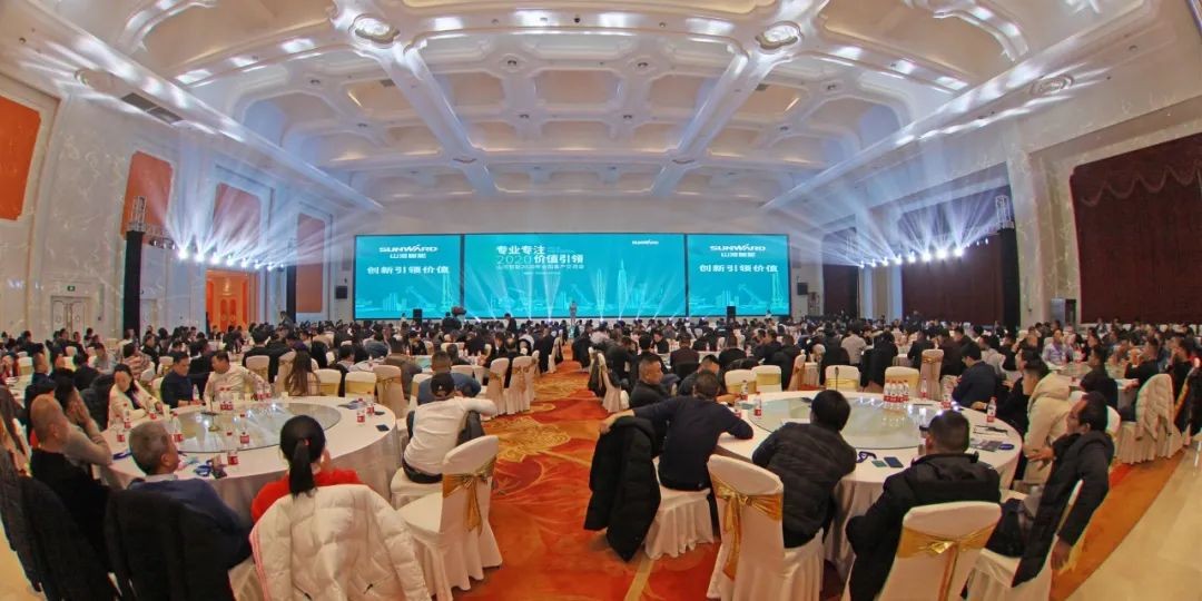 百台装备，，，，，，，成交额3.6亿！z6com·尊龙(中国)时凯集团智能“圈粉”六朝古都