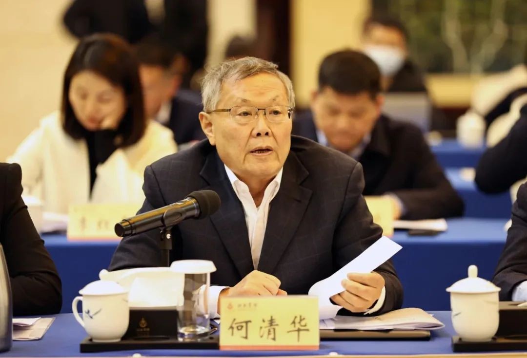 何清华：民营企业要增强立异积累，，，，，，推许精耕细作的内在式增添