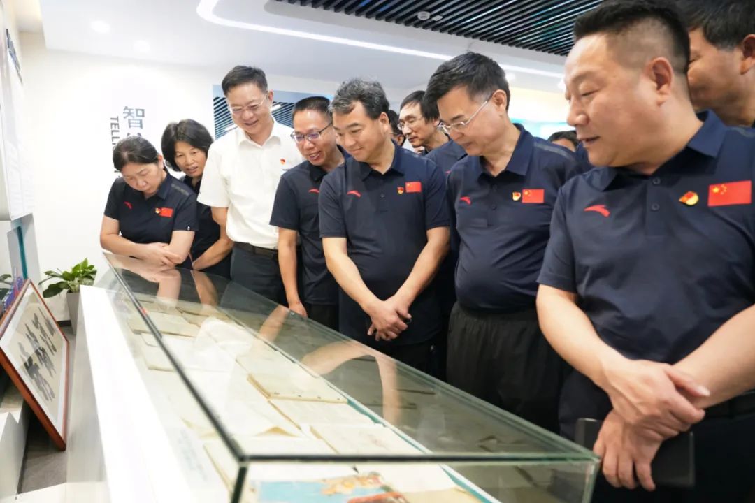 湖南省委党校厅干班赴z6com·尊龙(中国)时凯集团智能开展现场教学运动