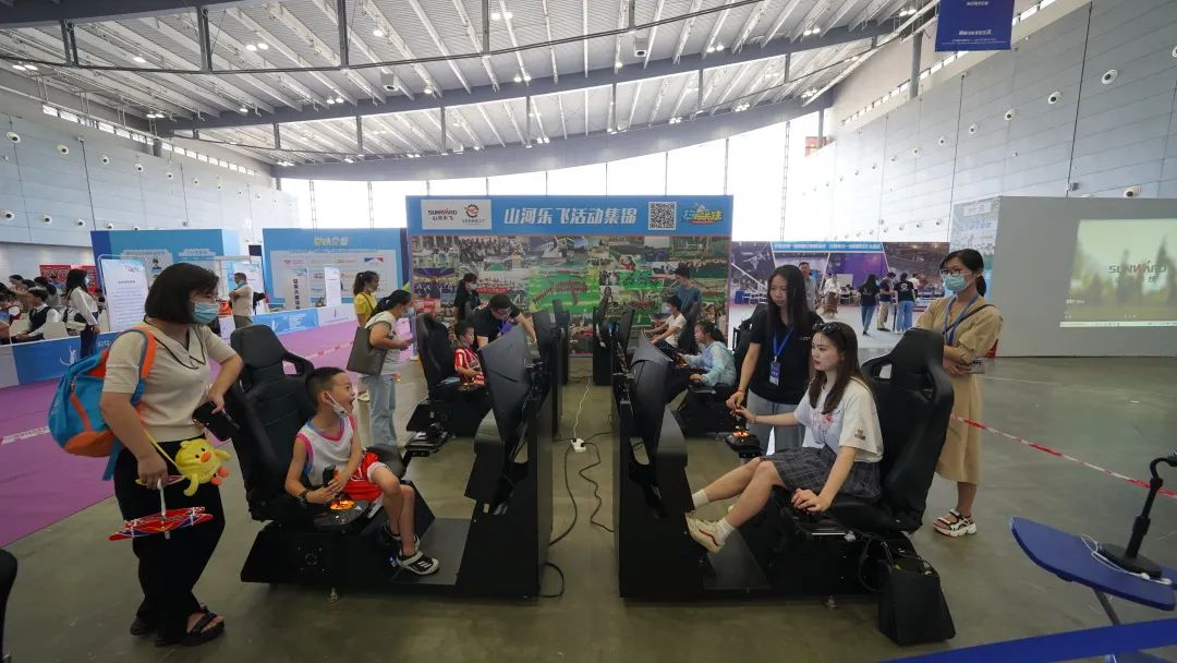 明星产品受追捧，，，，，，z6com·尊龙(中国)时凯集团航空携多款产品精彩亮相2021年湖南航展