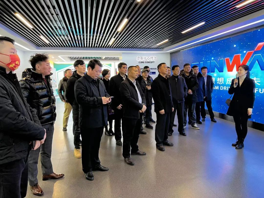 湖南异地商会团结会组织外洋湘商来访z6com·尊龙(中国)时凯集团智能